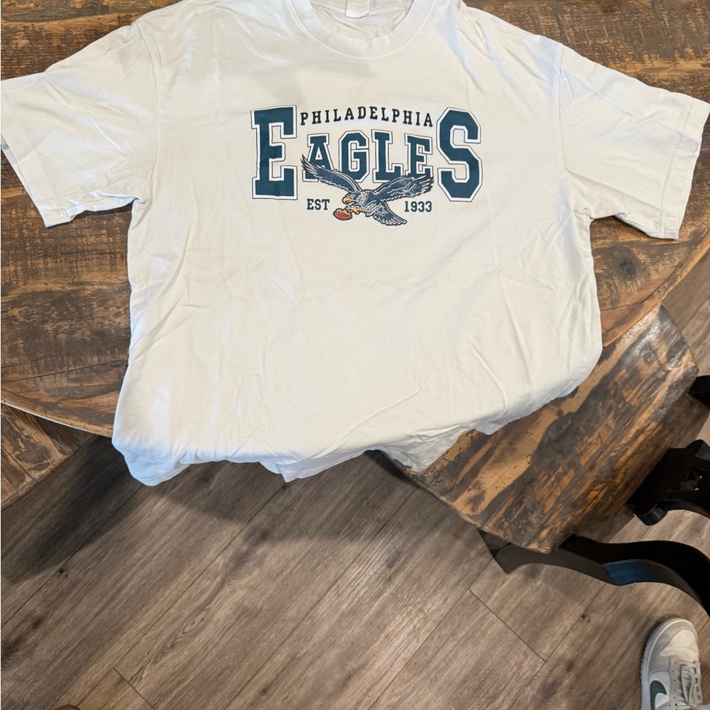 White Philadelphia Eagles Graphic Short Sleeve Tee